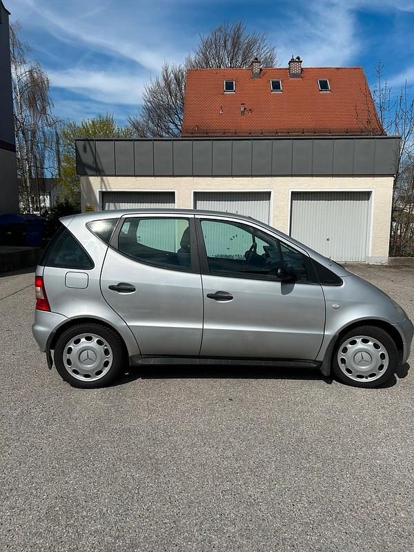 Gebraucht Mercedes A160 102 PS (75 kW) 2000 Silber Kleinwagen