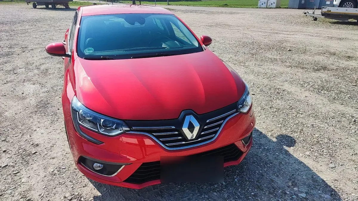 Usata Renault Mégane Bose Edition 140 CV (102 kW) 2019 Rosso Berlina