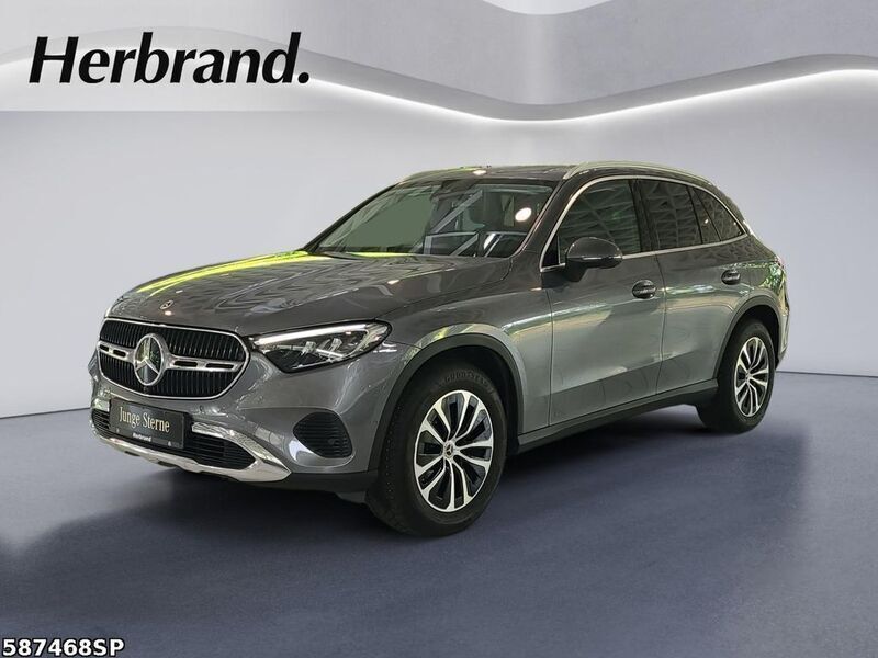 Metalliclack selenitgrau Gebraucht 2023 Mercedes GLC220 Avantgarde SUV | 48.890 € (Guter Preis) - Bild 1/4