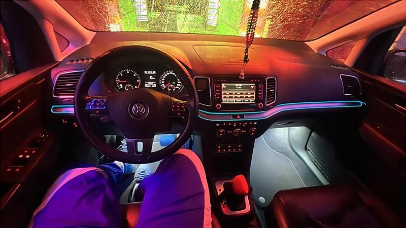 Gebraucht VW Sharan 184 PS (135 kW) 2014 Grau Van / Kleinbus