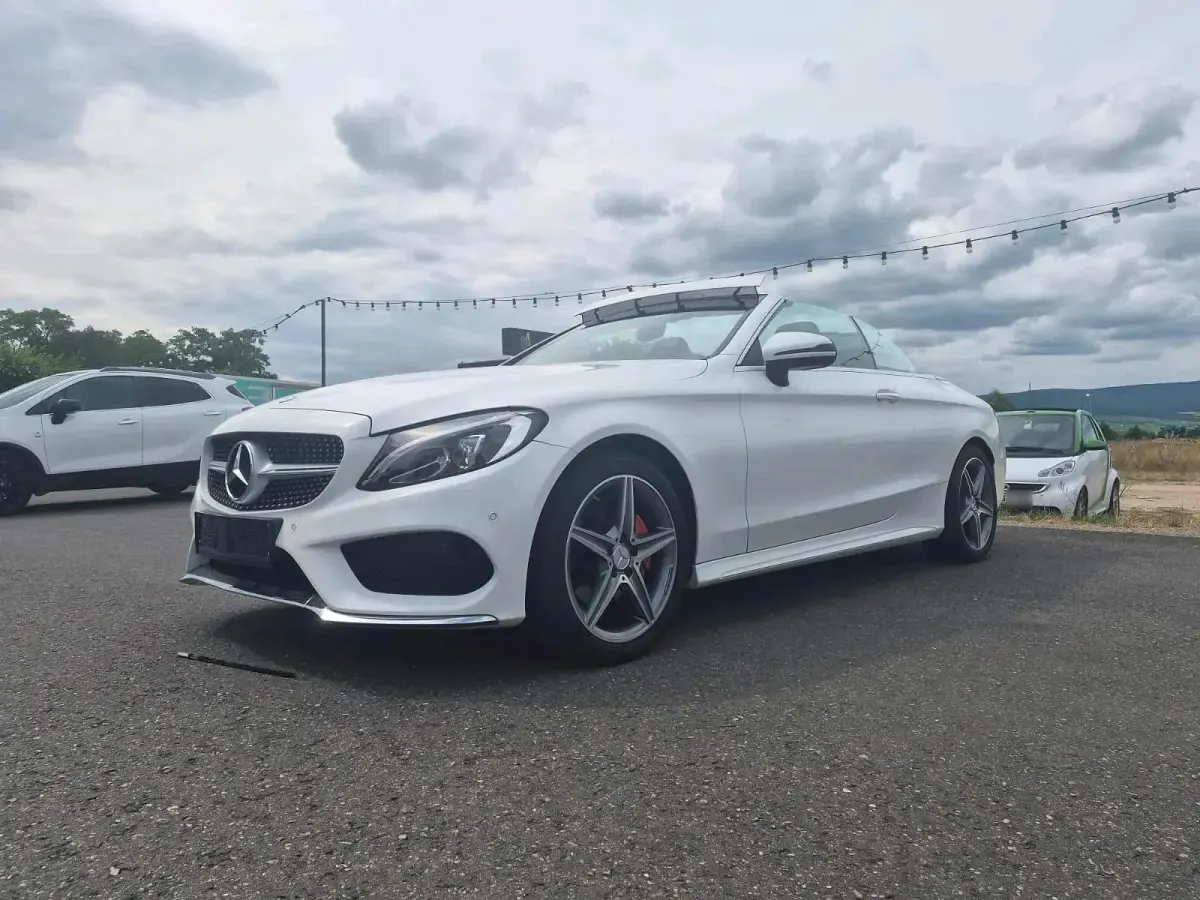 Gebraucht Mercedes C180 AMG 156 PS (114 kW) 2016 Weiß Cabrio