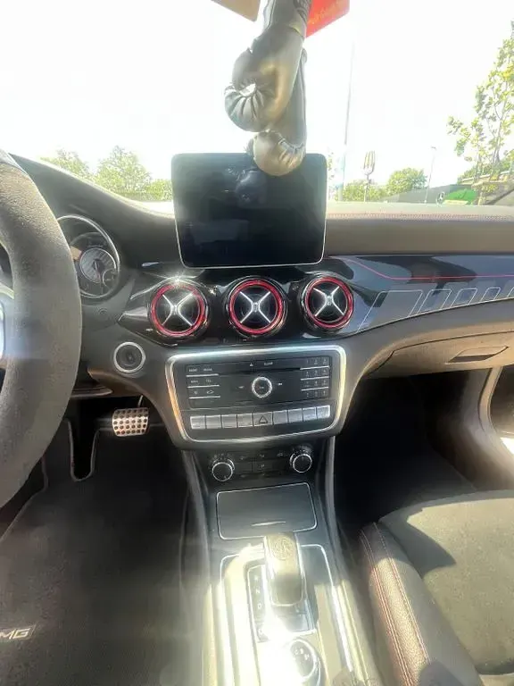 Gebraucht Mercedes CLA45 AMG AMG 381 PS (280 kW) 2018 Schwarz Coupé