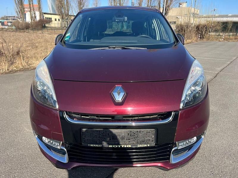 Gebraucht Renault Scénic III Authentique 110 PS (80 kW) 2012 Violet Van / Kleinbus