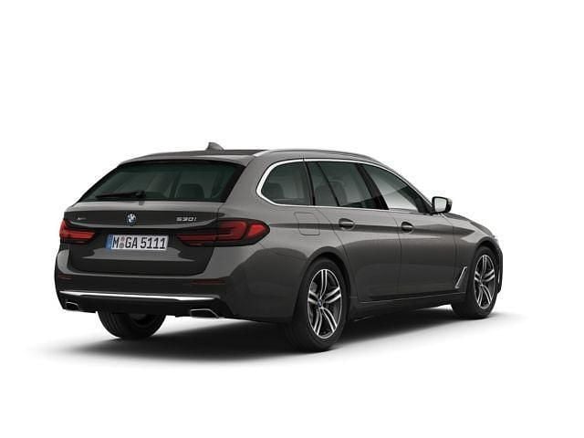 Second-hand BMW 530 252 CP (185 kW) 2023 Gri Break
