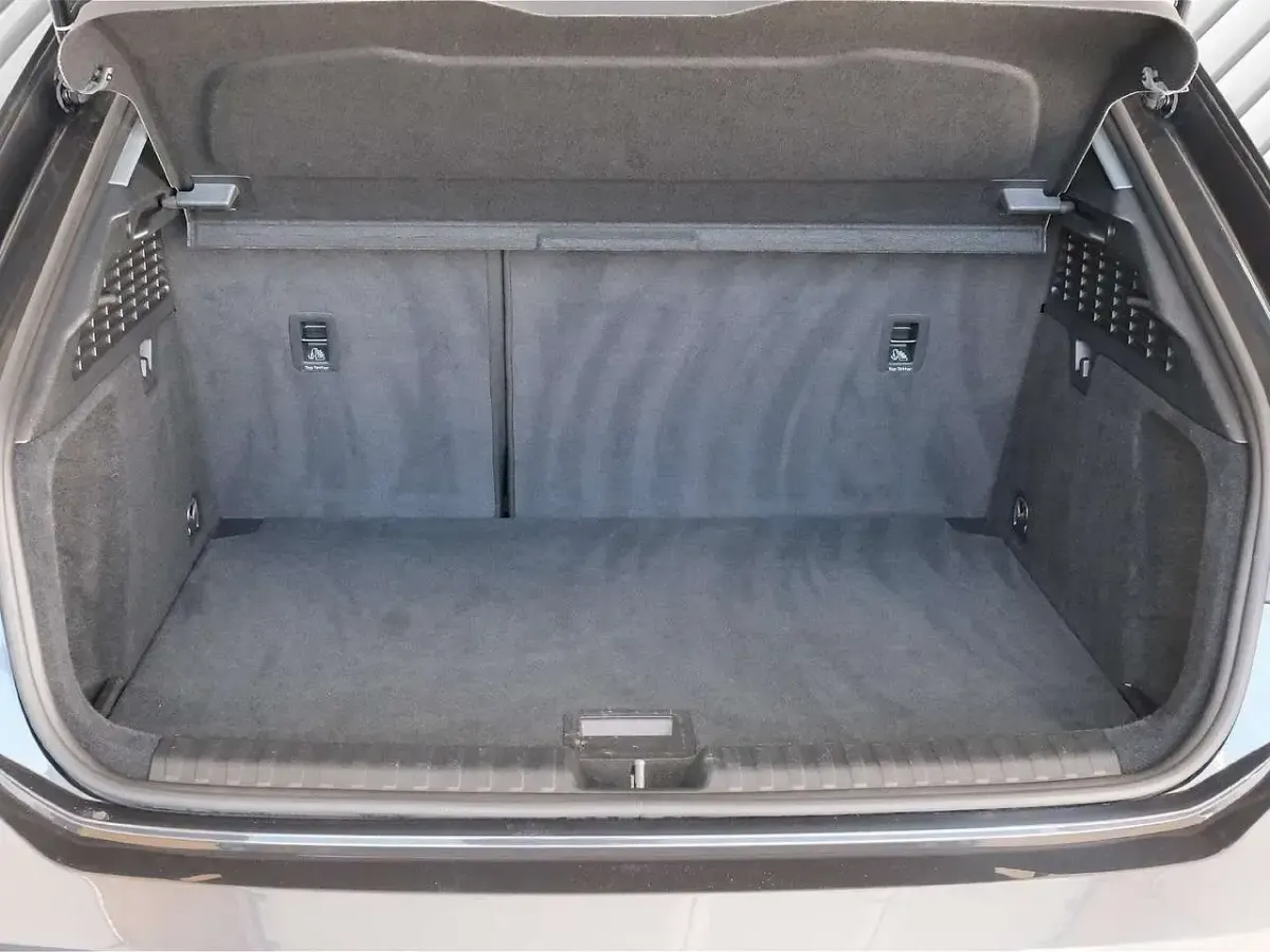 Gebraucht Audi A3 150 PS (110 kW) 2023 Manhattangrau metallic Limousine