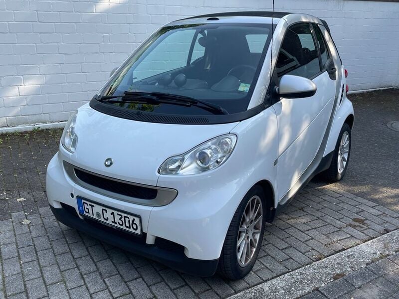 Weiß Gebraucht 2010 Smart ForTwo Cabrio Passion Cabrio | 2.500 € (Superpreis) - Bild 1/4