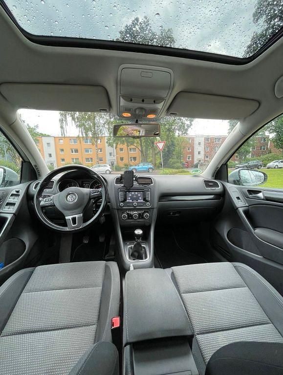 Gebraucht VW Golf VI Comfortline 140 PS (102 kW) 2009 Silber Kleinwagen