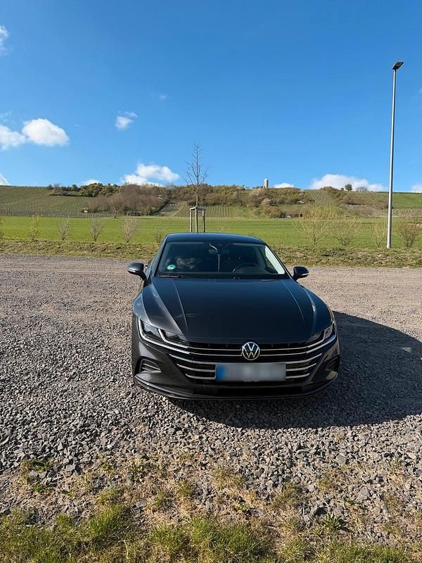 Gebraucht VW Arteon 150 PS (110 kW) 2021 Grau Limousine