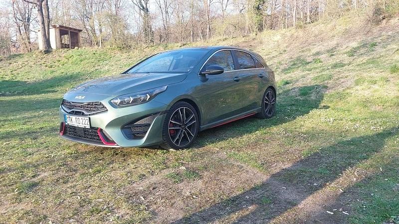 Gebraucht Kia Ceed GT GT 204 PS (150 kW) 2023 Grün Limousine