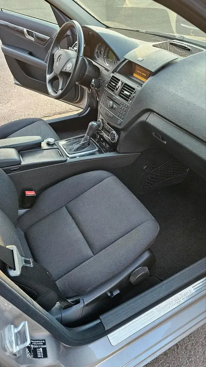 Gebraucht Mercedes C280 232 PS (170 kW) 2007 Grau Limousine
