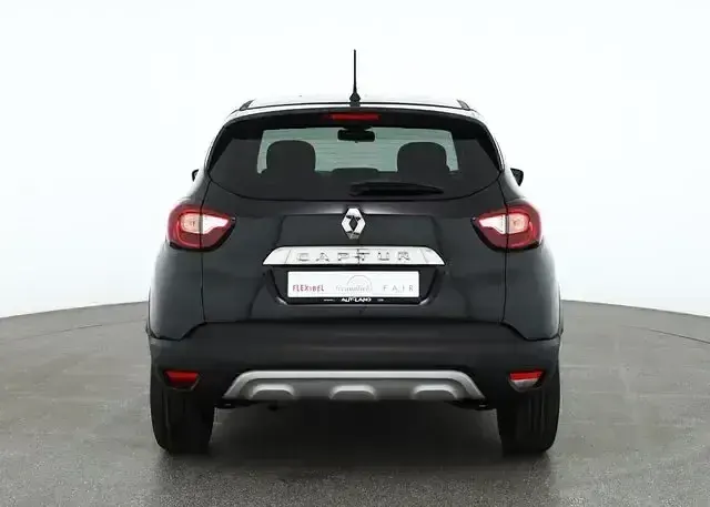 Gebraucht Renault Captur Intens 120 PS (88 kW) 2018 Schwarz SUV