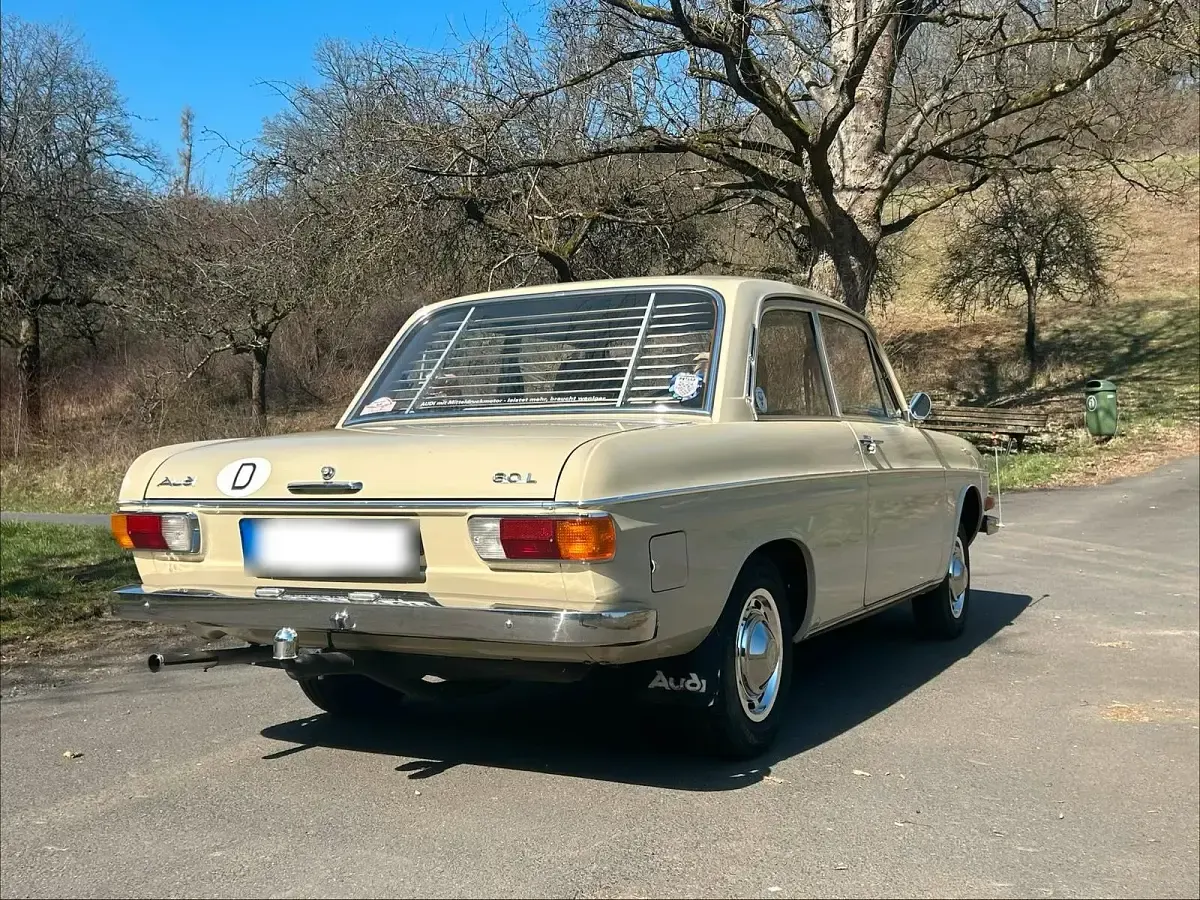 Gebraucht Audi 90 90 PS (66 kW) 1972 Beige Limousine