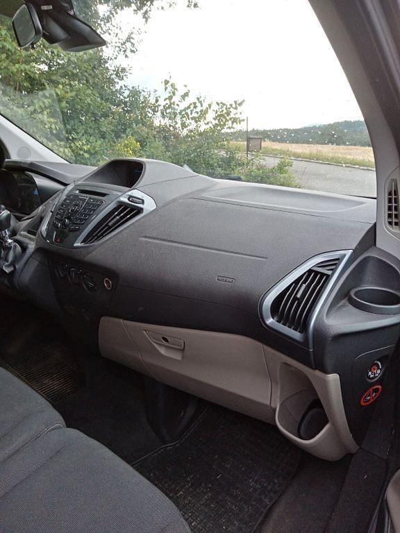 Gebraucht Ford Tourneo 125 PS (91 kW) 2015 Schwarz Van / Kleinbus