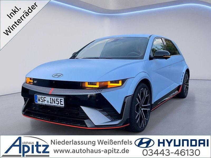 Performance blue Gebraucht 2024 Hyundai Ioniq Kleinwagen | 55.990 € (Fairer Preis) - Bild 1/4