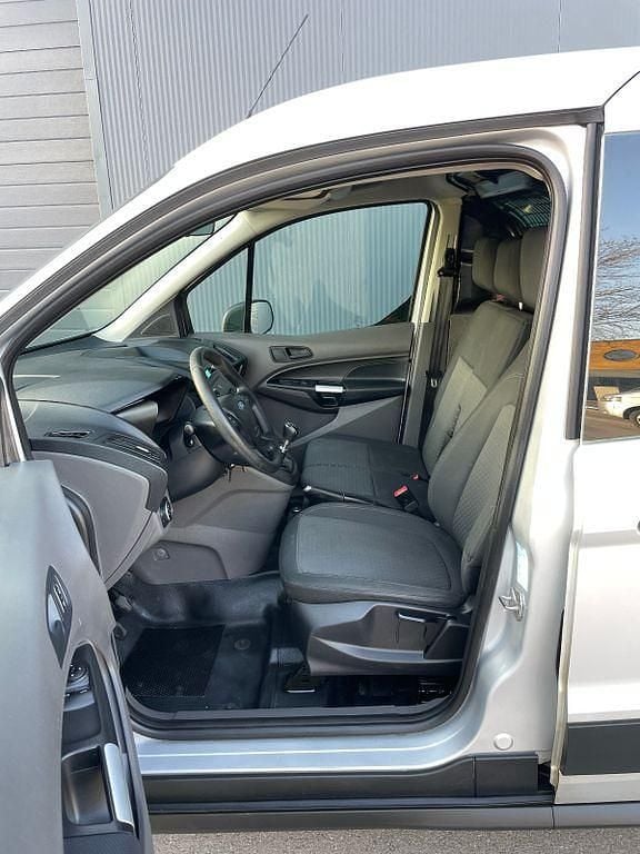 Gebraucht Ford Transit Connect 101 PS (74 kW) 2018 Silber Van / Kleinbus