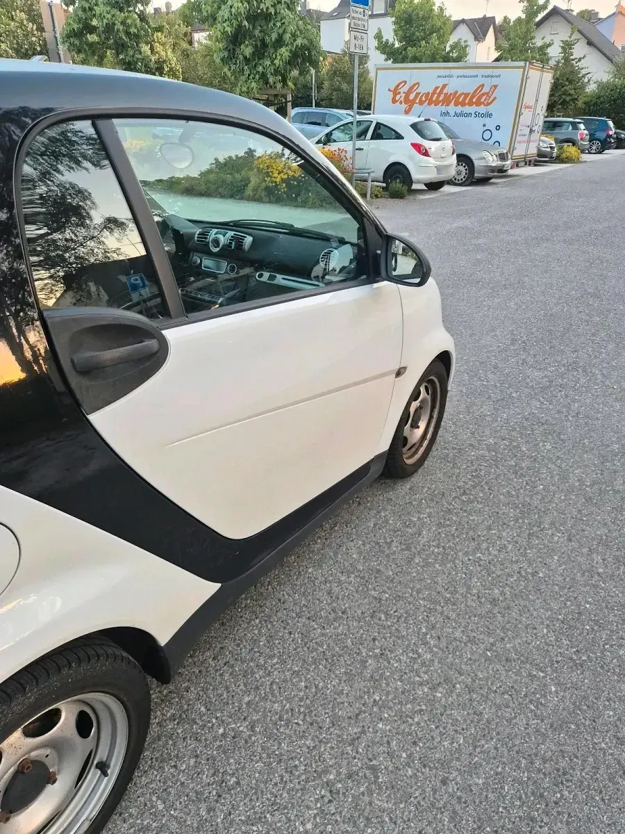 Gebraucht Smart ForTwo Coupé 61 PS (44 kW) 2012 Weiß Coupé