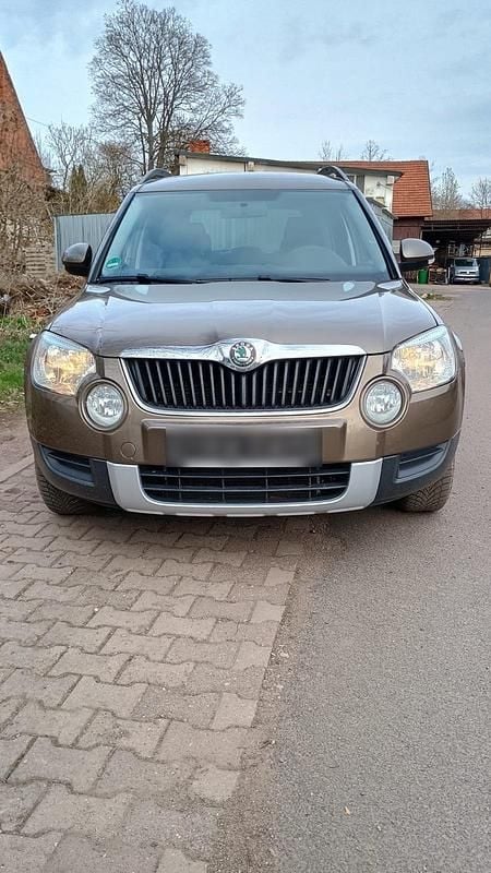 Gebraucht Skoda Yeti 105 PS (77 kW) 2011 Andere farben SUV