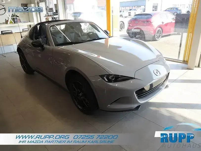 Neu Mazda MX5 Homura-Line 132 PS (97 kW) 2025 Aero gray m Cabrio