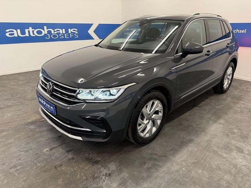Grau Gebraucht 2022 VW Tiguan Elegance SUV | 29.400 € (Guter Preis) - Bild 1/4