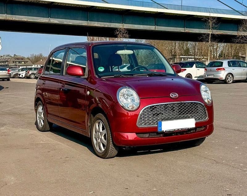 Gebraucht Daihatsu Trevis 58 PS (42 kW) 2007 Rot Kleinwagen