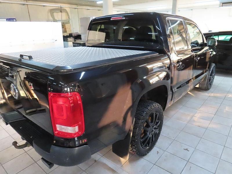 Gebraucht VW Amarok Trendline 179 PS (131 kW) 2015 Schwarz Pickup