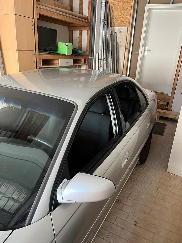 Gebraucht Opel Omega 144 PS (105 kW) 2003 Silber Limousine