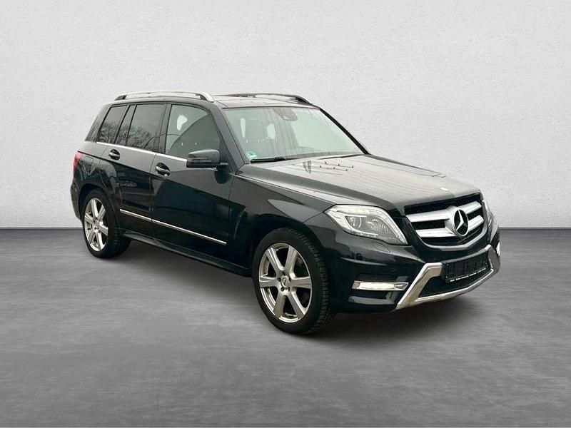 Gebraucht Mercedes GLK220 170 PS (125 kW) 2015 Obsidianschwarz  metalliclack SUV