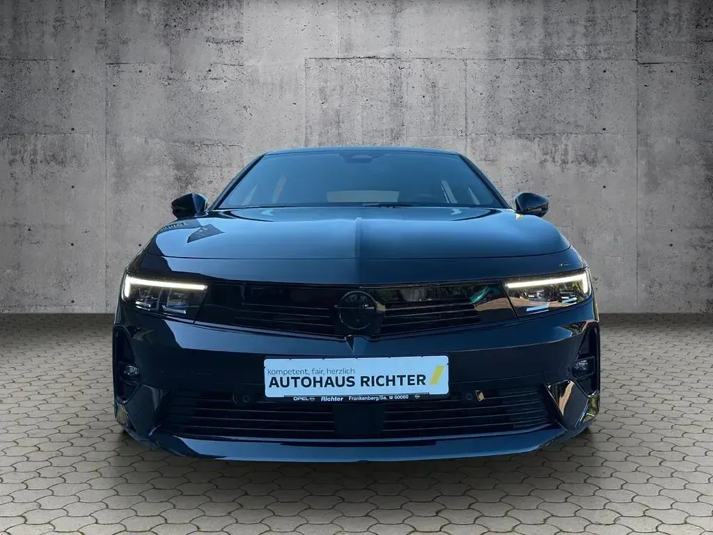 Gebraucht Opel Astra 131 PS (96 kW) 2025 Schwarz Kombi