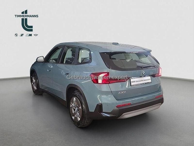 Usado BMW iX1 230 kW (313 HP) 2023 Verde SUV