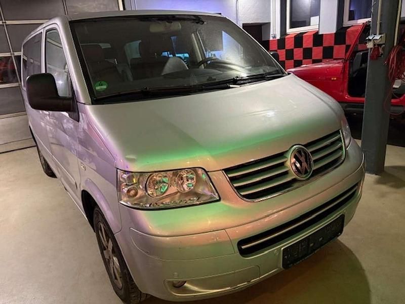 Gebraucht VW Multivan Highline 174 PS (127 kW) 2005 Reflexsilber metallic Van