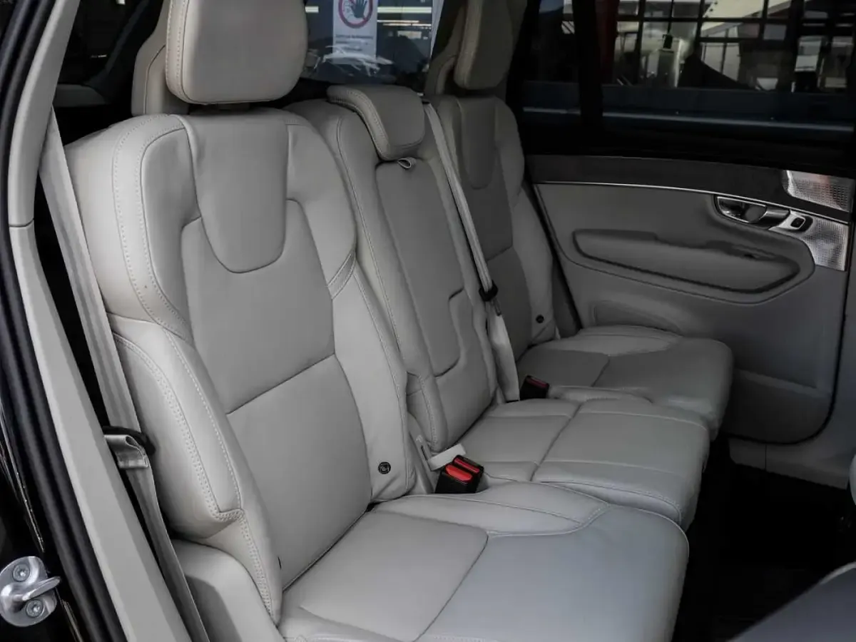 Gebraucht Volvo XC90 Plus 455 PS (334 kW) 2025 Onyx black / metallic SUV