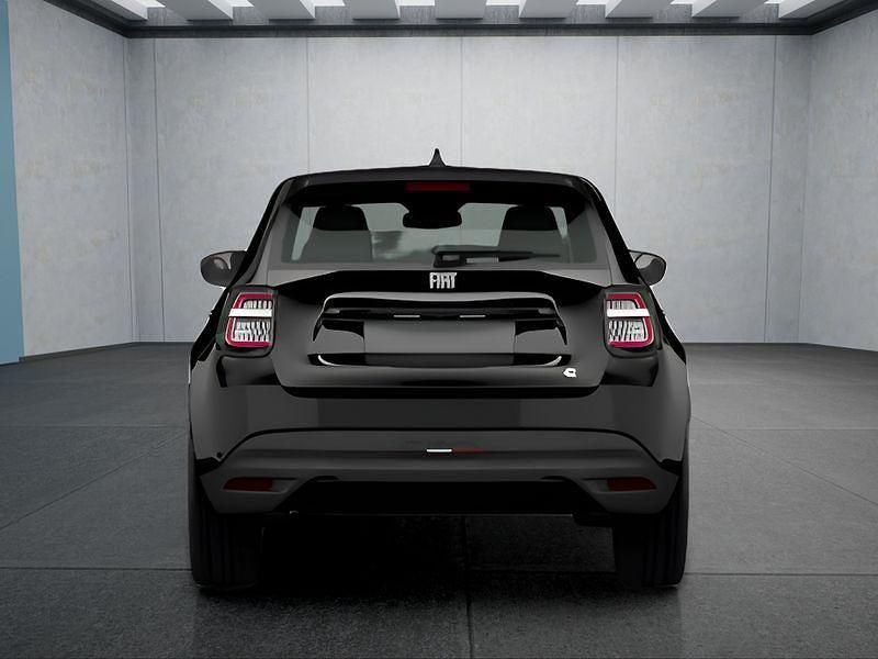 Neu Fiat 600E Red 114 kW (156 PS) 2025 Schwarz Kleinwagen