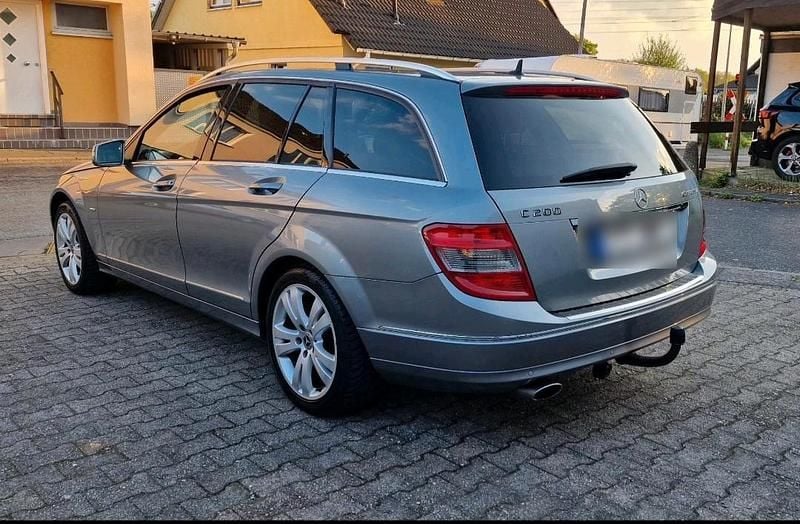 Gebraucht Mercedes C200 184 PS (135 kW) 2009 Grau Kombi
