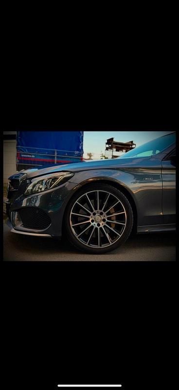 Grau Gebraucht 2015 Mercedes C450 AMG AMG Limousine | 27.999 € (Fairer Preis) - Bild 1/4