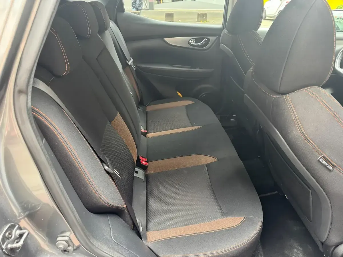 Gebraucht Nissan Qashqai N-Motion 159 PS (116 kW) 2019 Grau SUV