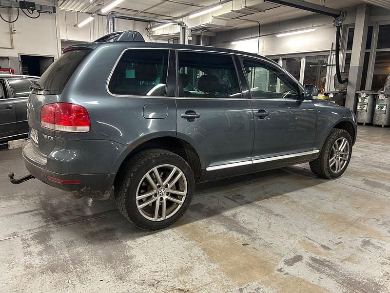 Gebraucht VW Touareg 228 PS (167 kW) 2006 Grau SUV