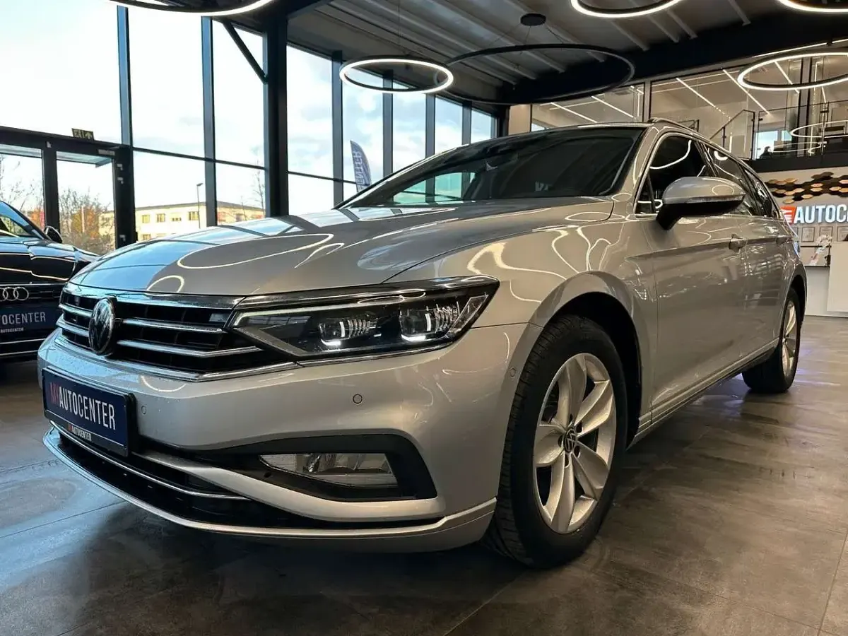 Gebraucht VW Passat Business 200 PS (147 kW) 2022 Silber Kombi