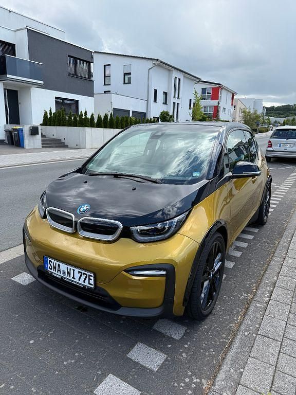 Gold Gebraucht 2021 BMW i3 Comfort Edition Kleinwagen | 17.900 € (Guter Preis) - Bild 1/4