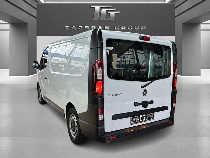 Gebraucht Renault Trafic Komfort 120 PS (88 kW) 2022 Weiß Van / Kleinbus