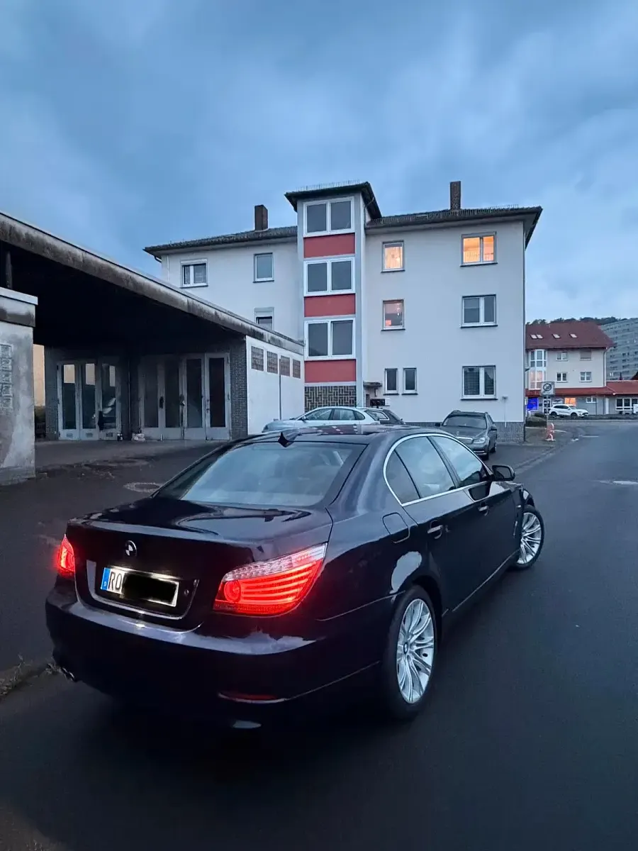 Gebraucht BMW 560L 2008 Blau Limousine