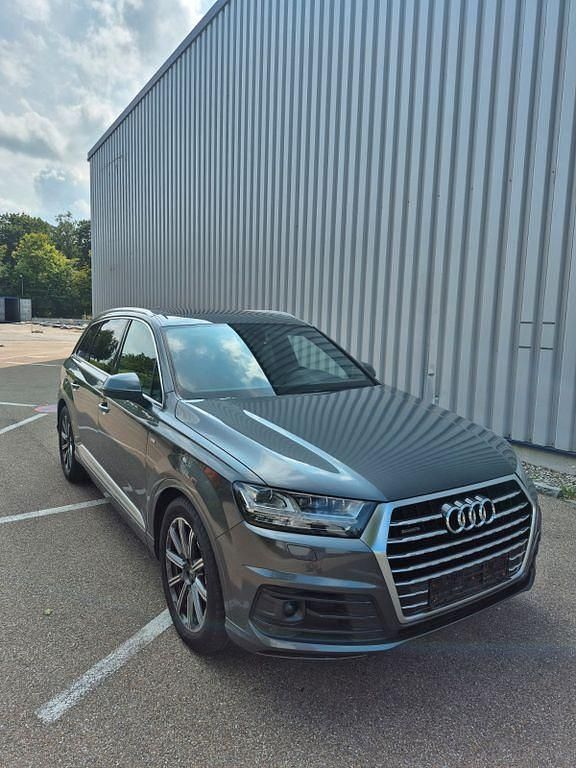 Gebraucht Audi Q7 Ambiente 272 PS (200 kW) 2016 Grau SUV