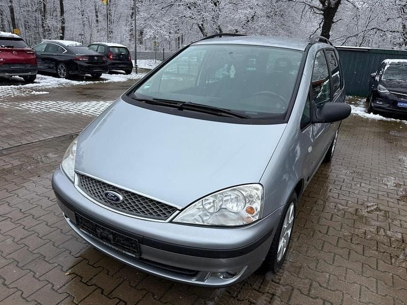 Gebraucht Ford Galaxy Trend 131 PS (96 kW) 2005 Grau Van / Kleinbus