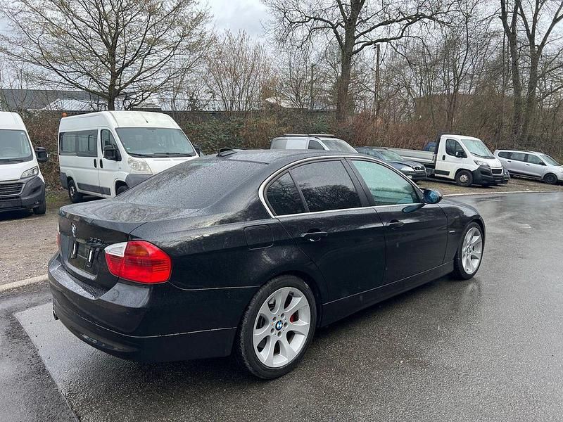 Gebraucht BMW 330 Performance 258 PS (189 kW) 2005 Schwarz Limousine