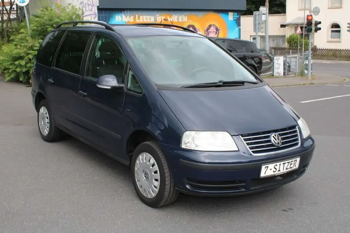 Gebraucht VW Sharan 116 PS (85 kW) 2010 Perlblau Van / Kleinbus