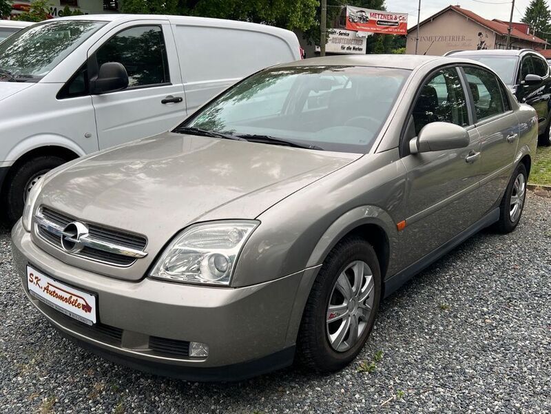 Grau Gebraucht 2003 Opel Vectra Limousine | 1.999 € (Guter Preis) - Bild 1/4