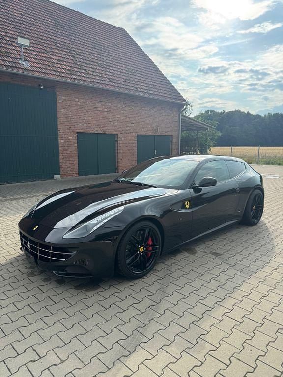 Schwarz Gebraucht 2011 Ferrari FF Limousine | 129.999 € (Guter Preis) - Bild 1/4