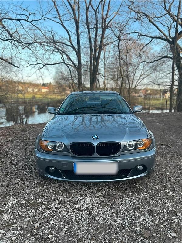 Gebraucht BMW 318 143 PS (105 kW) 2003 Silber Coupé