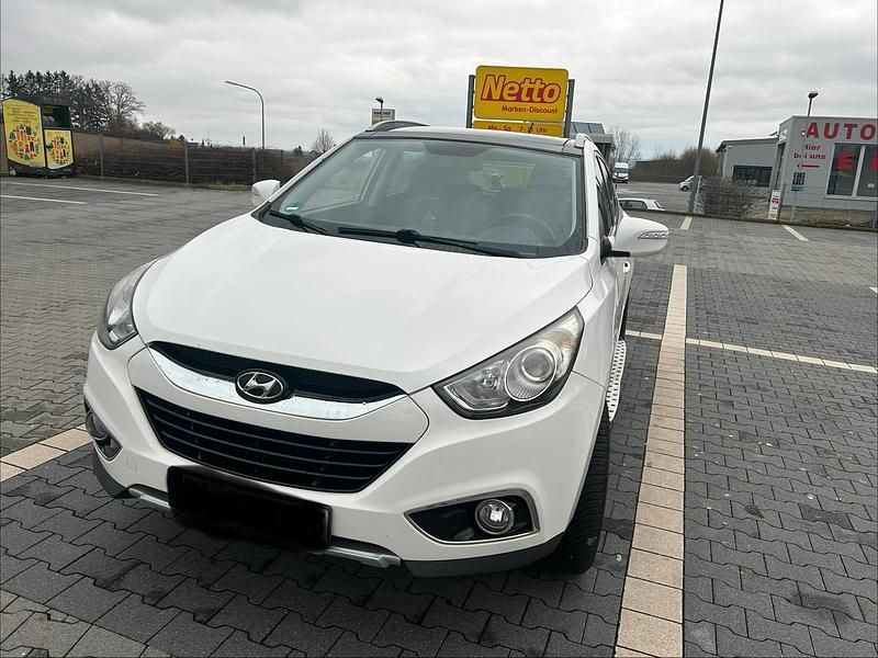 Gebraucht Hyundai ix35 184 PS (135 kW) 2011 Weiß SUV