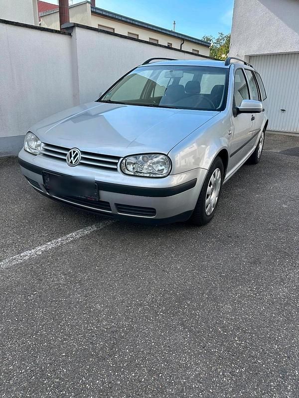 Silber Gebraucht 2004 VW Golf IV Kombi | 850 € (Superpreis) - Bild 1/4