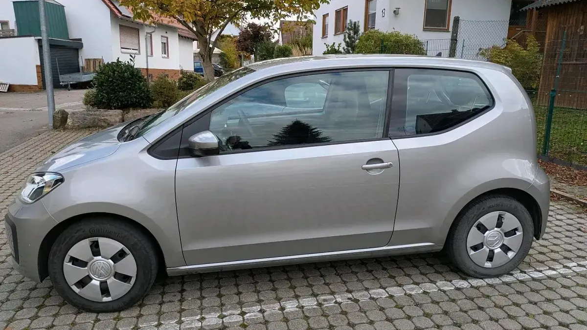 Gebraucht VW up! 60 PS (44 kW) 2018 Grau Kleinwagen
